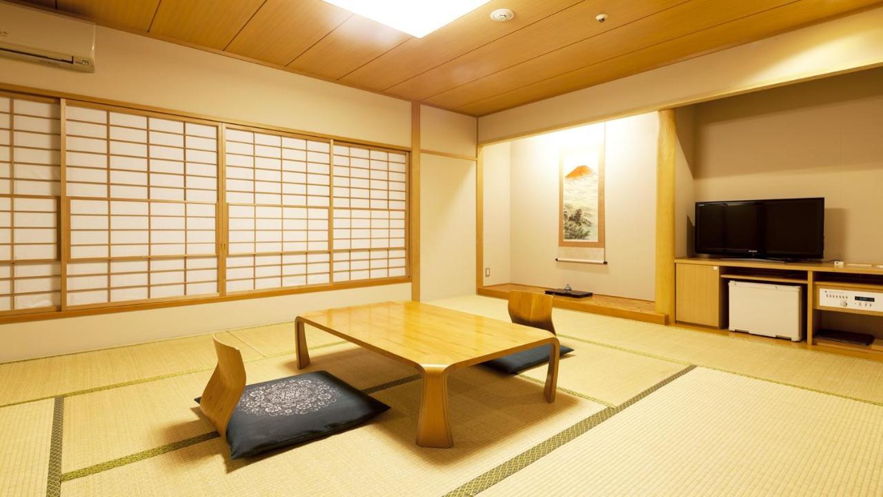 Hotel Grand Hill Ichigaya Tokió Kültér fotó